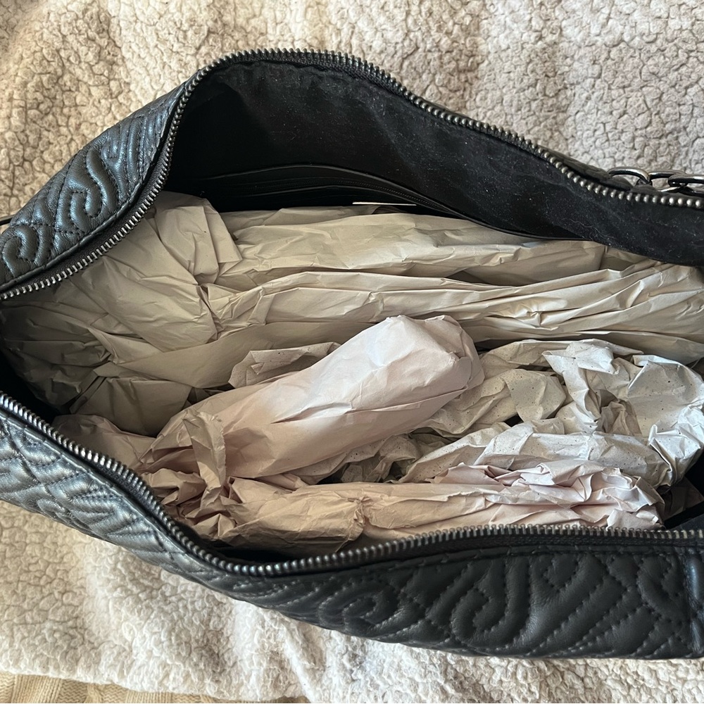Steve Madden Black Quilted Shoulder Bag - Picture 2 of 10